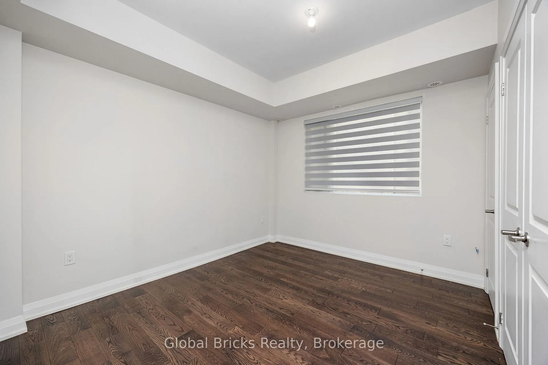 Photo 11 of Unit A102, 5309 Highway 7, Vaughan, Vaughan Grove — HOMEH