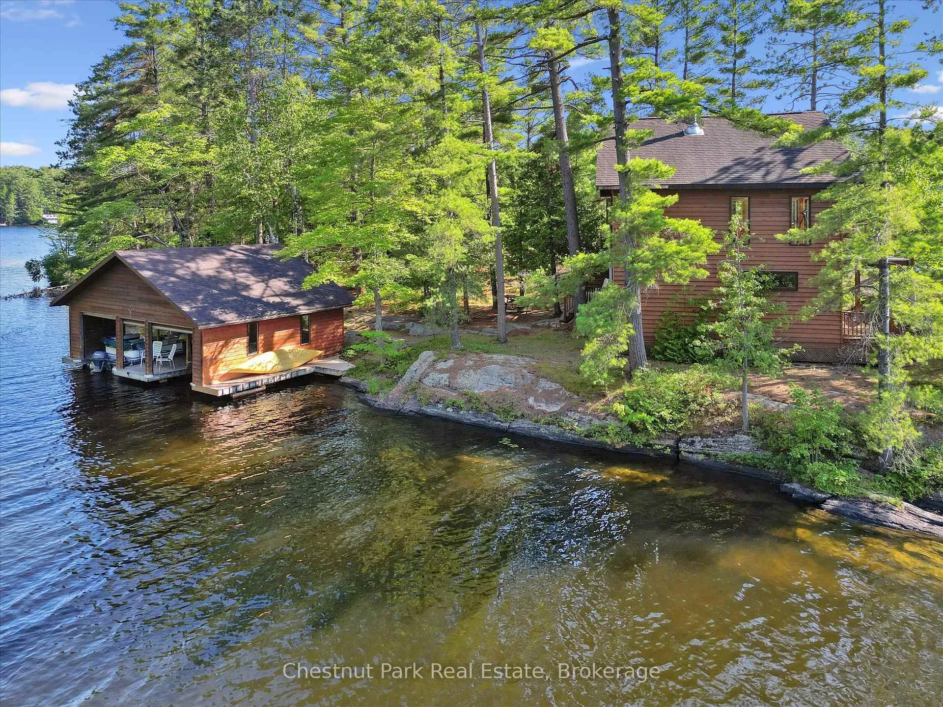 Photo 2 of 1 Diamond Island, Gravenhurst, Muskoka (S) — HOMEH