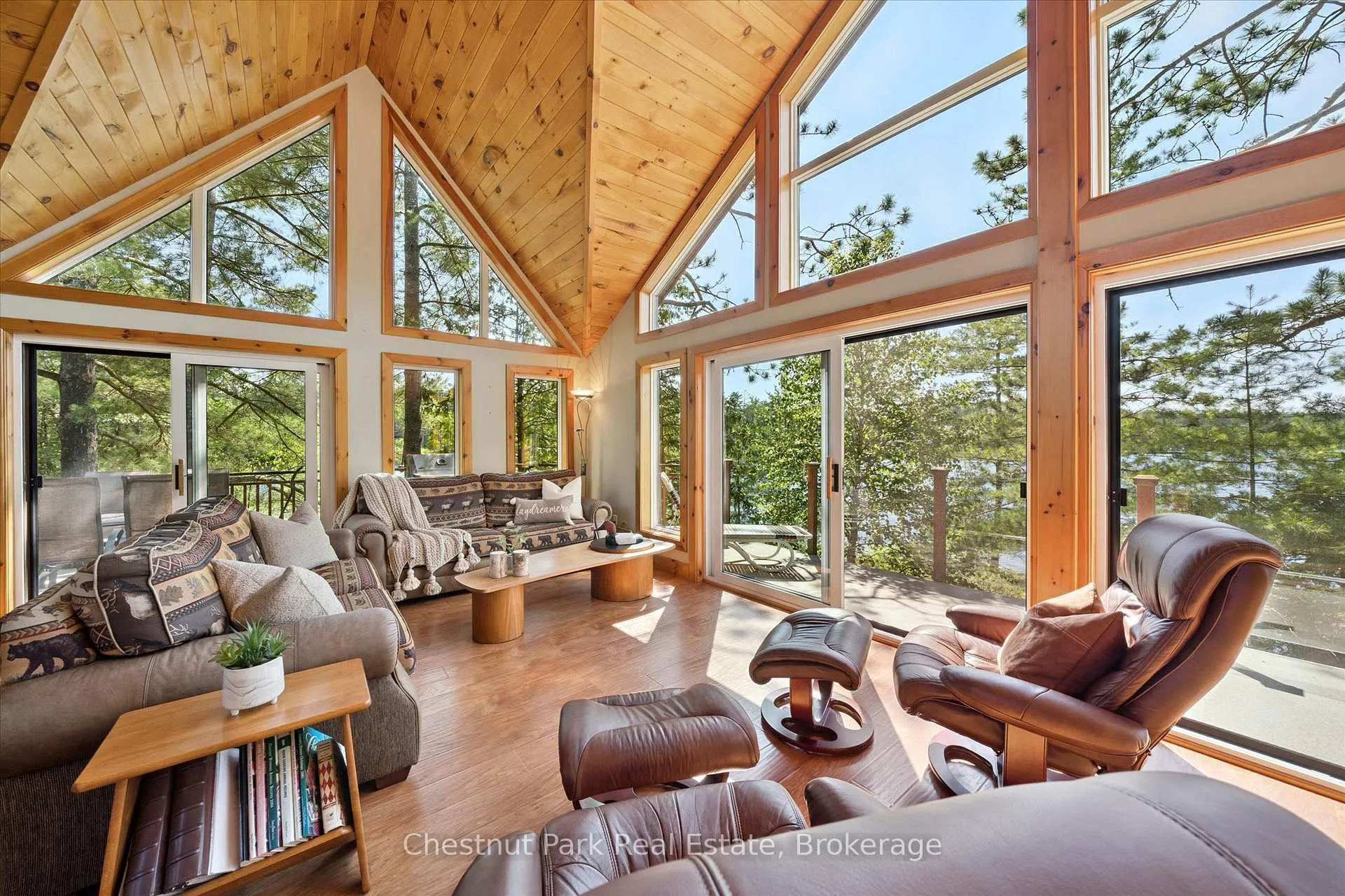 Photo 14 of 1 Diamond Island, Gravenhurst, Muskoka (S) — HOMEH