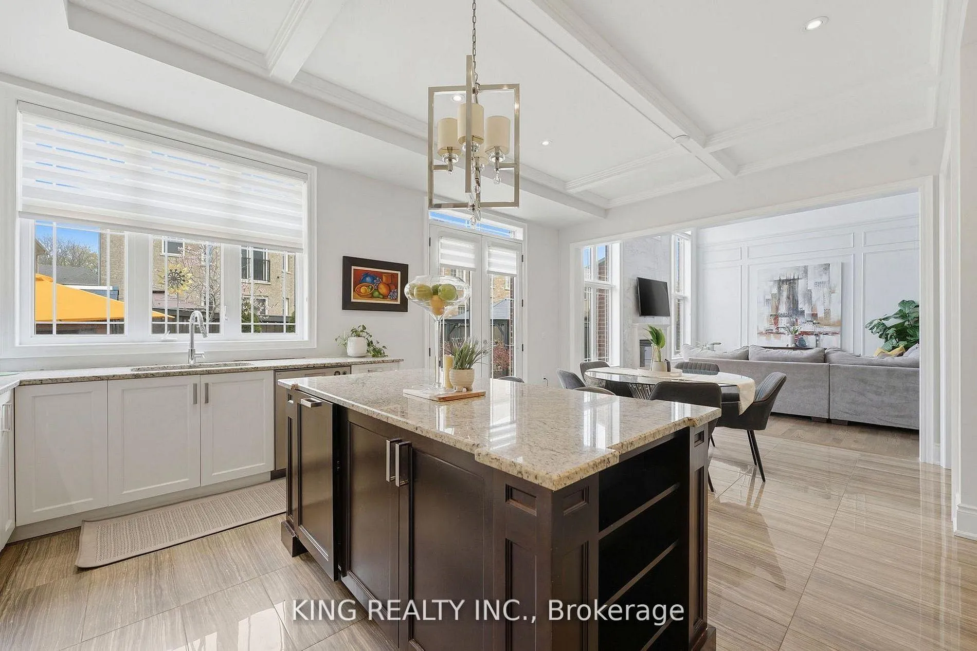 Photo 14 of 76 Chesney Crescent, Vaughan, Kleinburg — HOMEH
