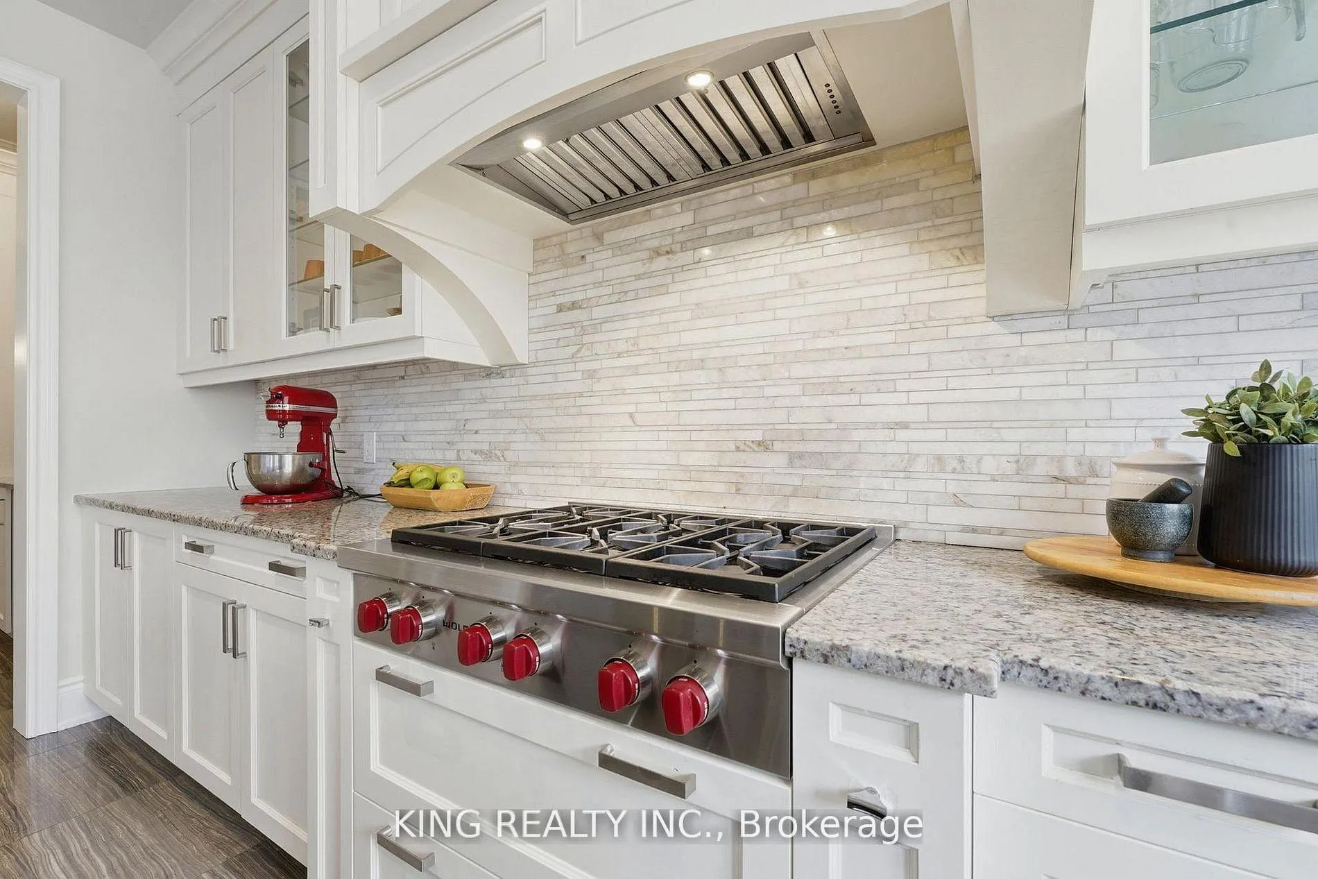 Photo 15 of 76 Chesney Crescent, Vaughan, Kleinburg — HOMEH