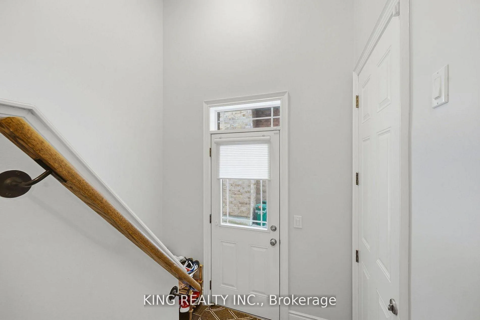 Photo 19 of 76 Chesney Crescent, Vaughan, Kleinburg — HOMEH