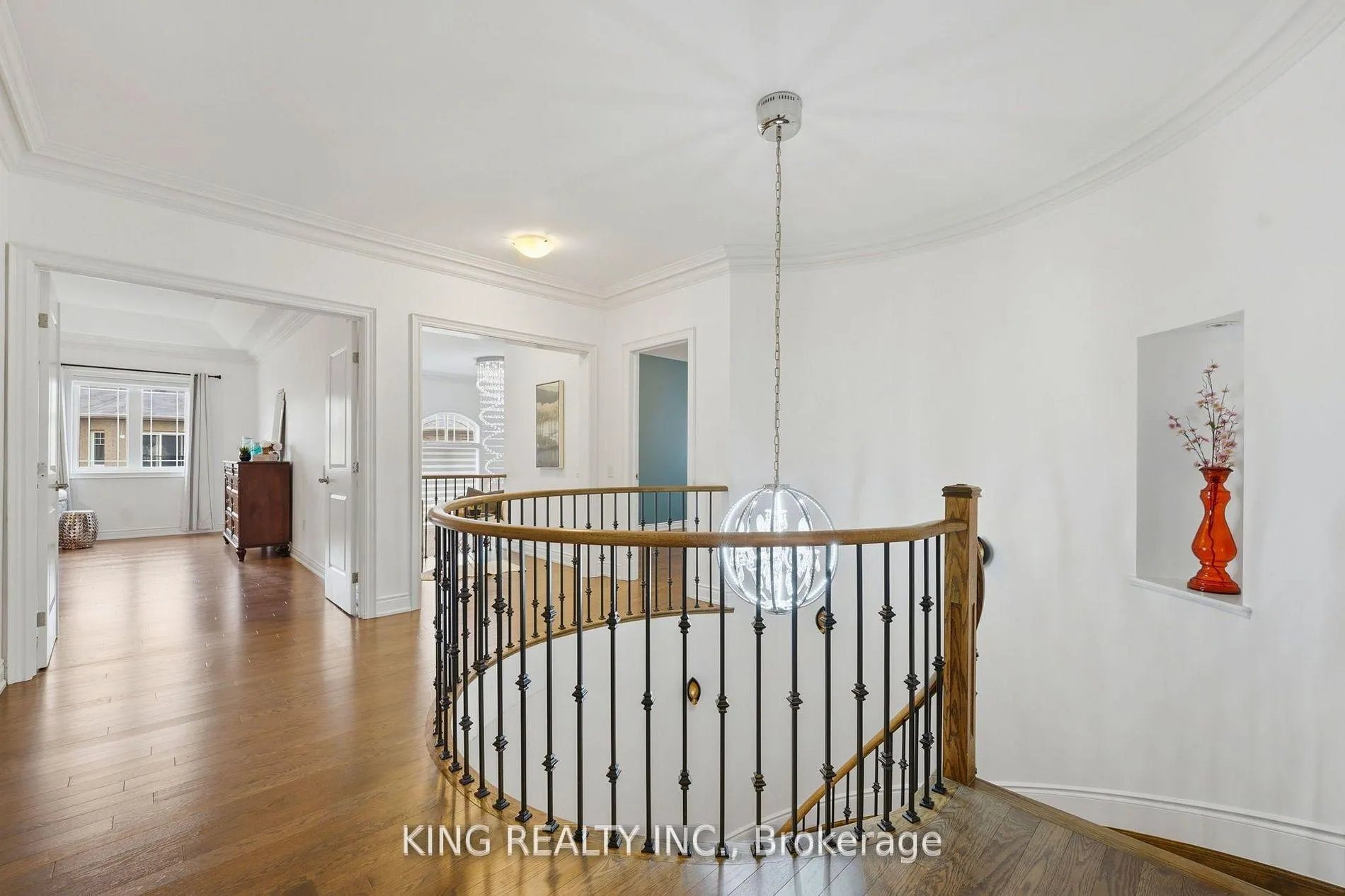Photo 20 of 76 Chesney Crescent, Vaughan, Kleinburg — HOMEH