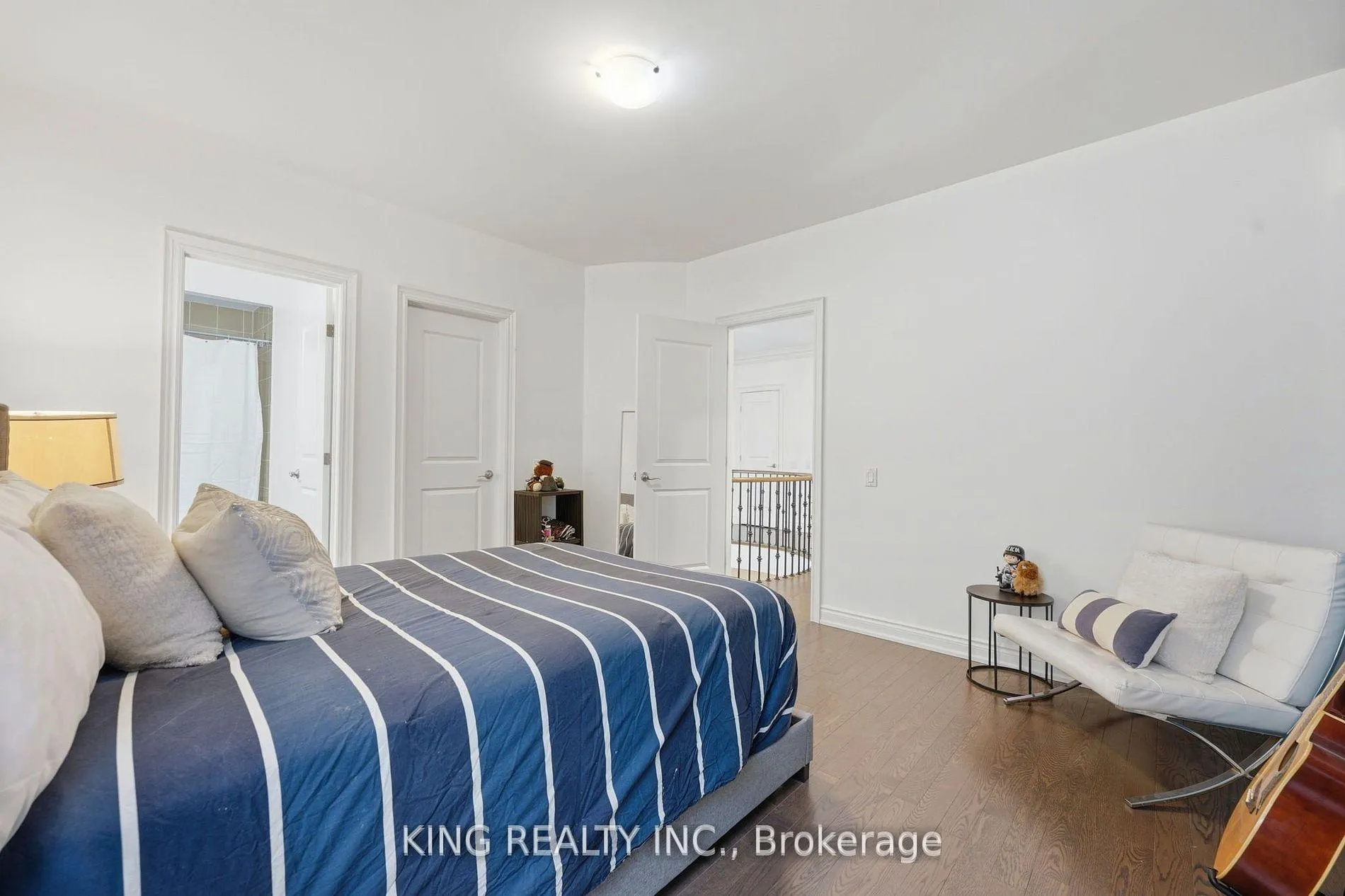 Photo 32 of 76 Chesney Crescent, Vaughan, Kleinburg — HOMEH