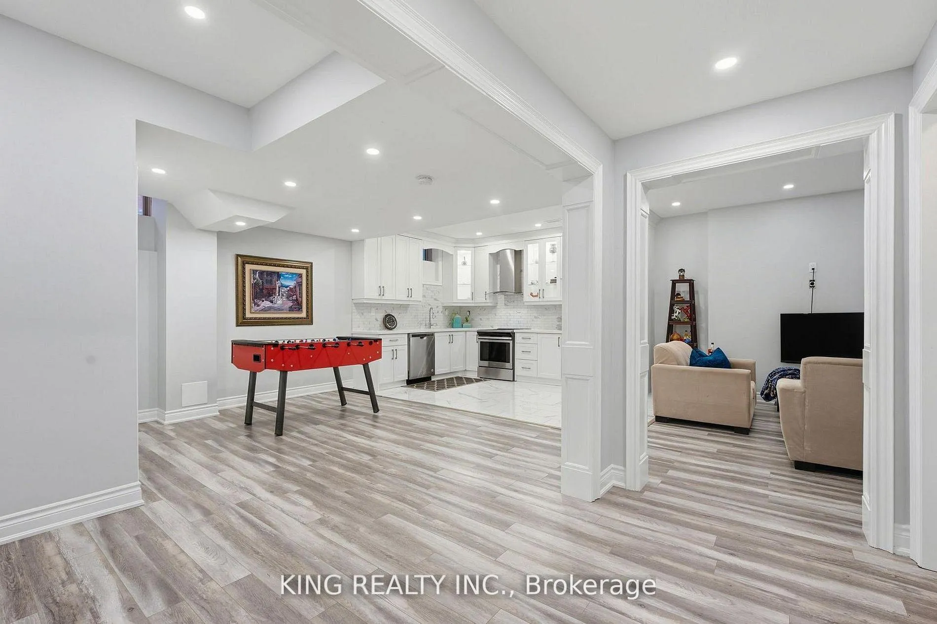 Photo 35 of 76 Chesney Crescent, Vaughan, Kleinburg — HOMEH