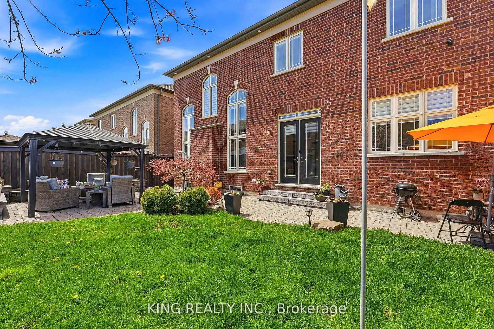 Photo 45 of 76 Chesney Crescent, Vaughan, Kleinburg — HOMEH