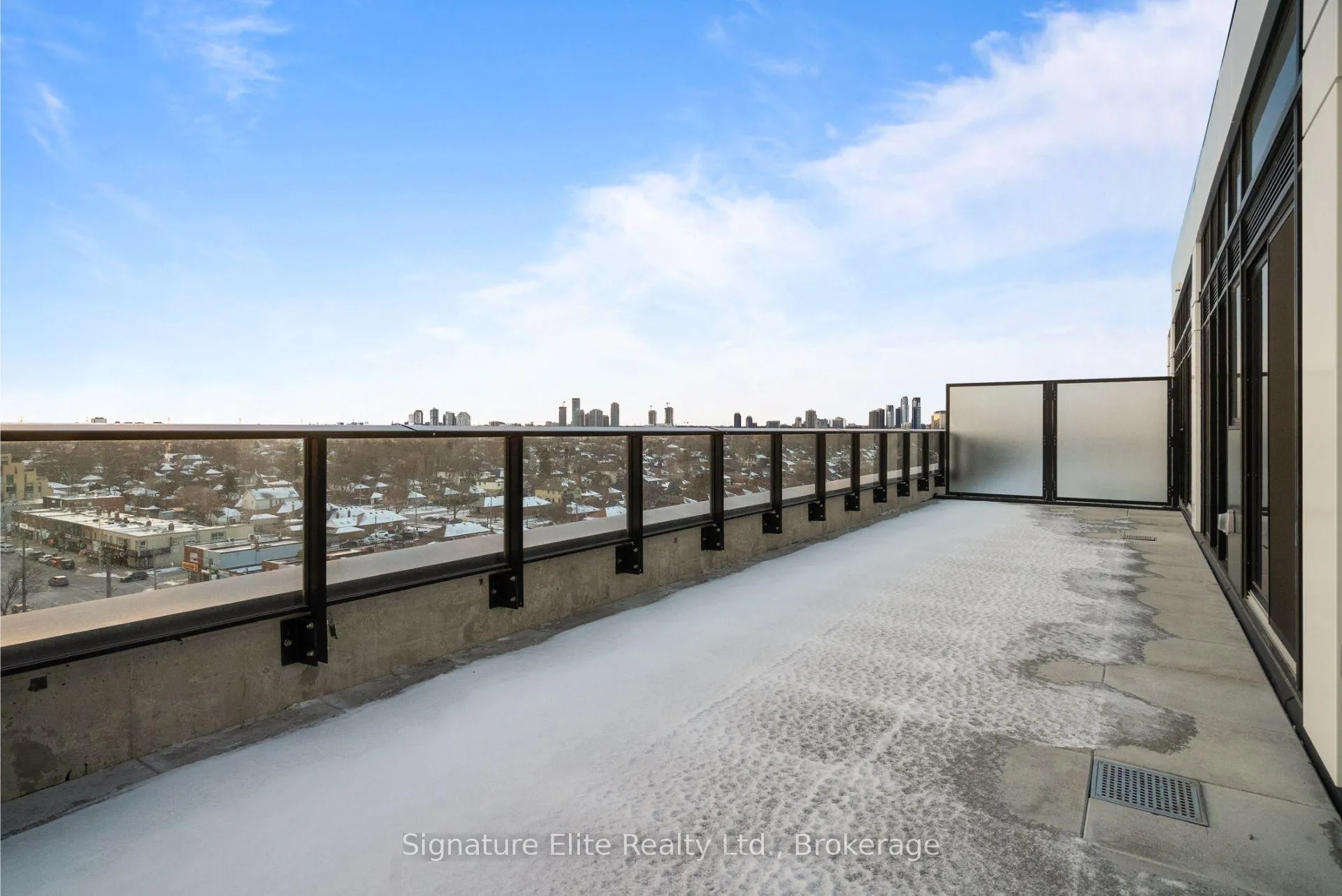 Photo 18 of Unit 1014, 801 The Queensway, Etobicoke, Stonegate-Queensway — HOMEH