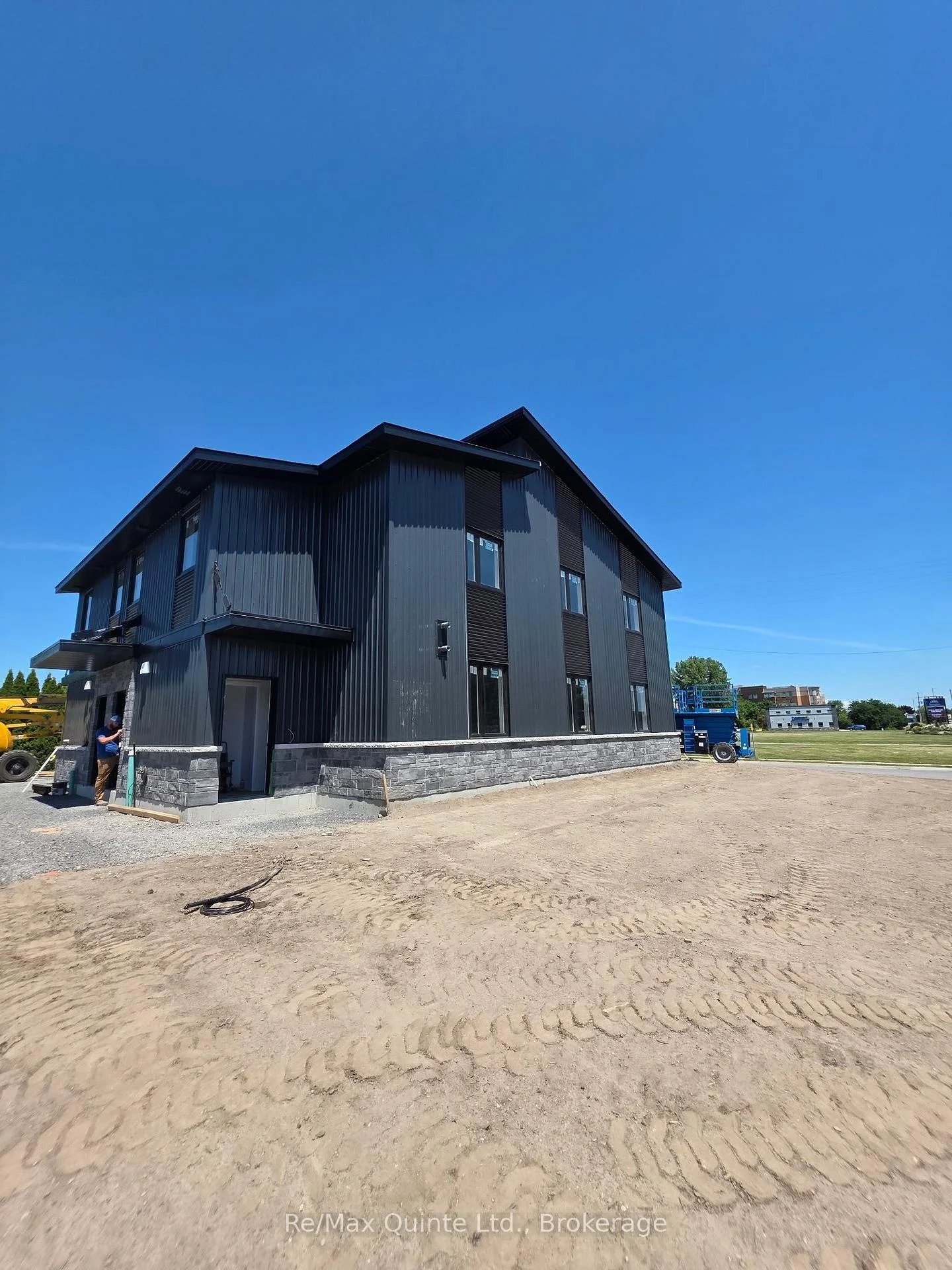 Photo 1 of Unit C, 5 Sienna Avenue, Belleville, Belleville Ward — HOMEH