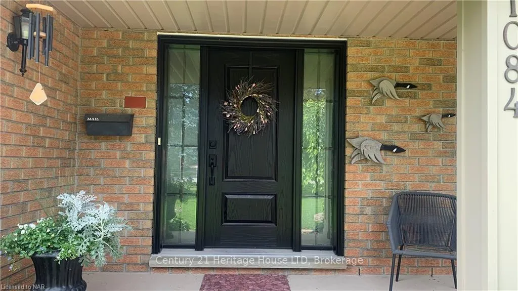 Photo 3 of 1084 Quaker Road, Pelham, Fonthill — HOMEH
