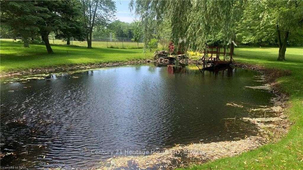 Photo 7 of 1084 Quaker Road, Pelham, Fonthill — HOMEH
