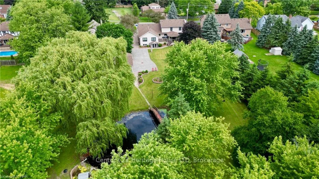 Photo 10 of 1084 Quaker Road, Pelham, Fonthill — HOMEH