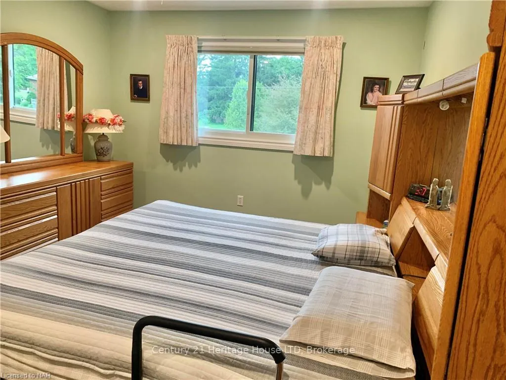 Photo 33 of 1084 Quaker Road, Pelham, Fonthill — HOMEH