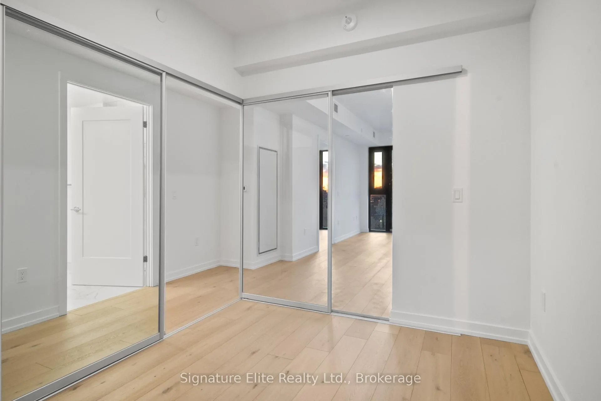 Photo 15 of Unit 520, 801 The Queensway, Etobicoke, Stonegate-Queensway — HOMEH