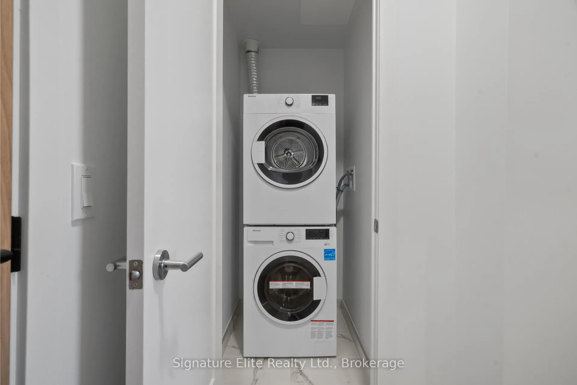 Photo 17 of Unit 520, 801 The Queensway, Etobicoke, Stonegate-Queensway — HOMEH