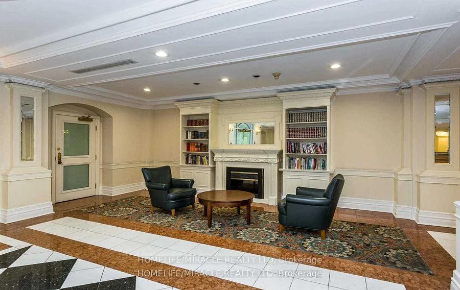 Photo 6 of Unit 304, 887 Bay Street, Toronto, Bay Street Corridor — HOMEH