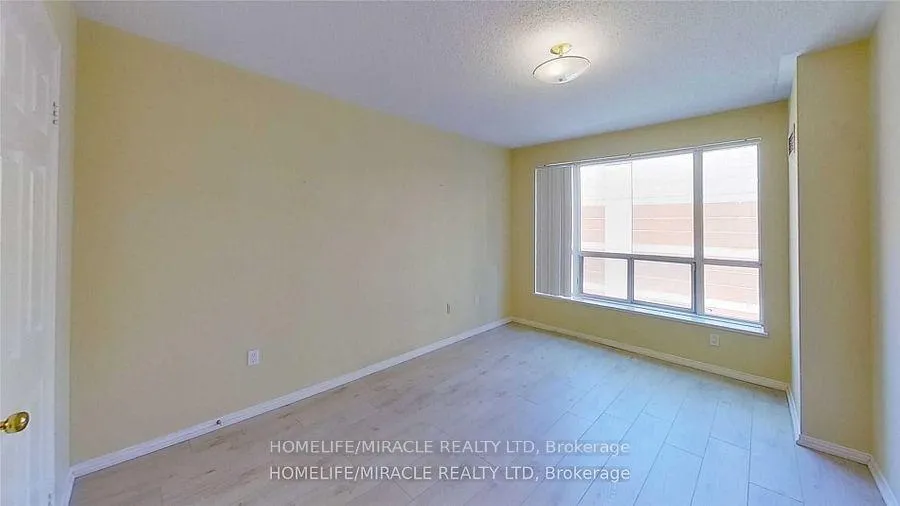 Photo 19 of Unit 304, 887 Bay Street, Toronto, Bay Street Corridor — HOMEH