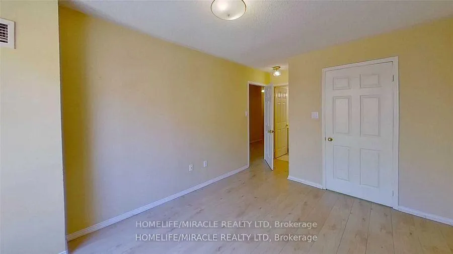 Photo 20 of Unit 304, 887 Bay Street, Toronto, Bay Street Corridor — HOMEH