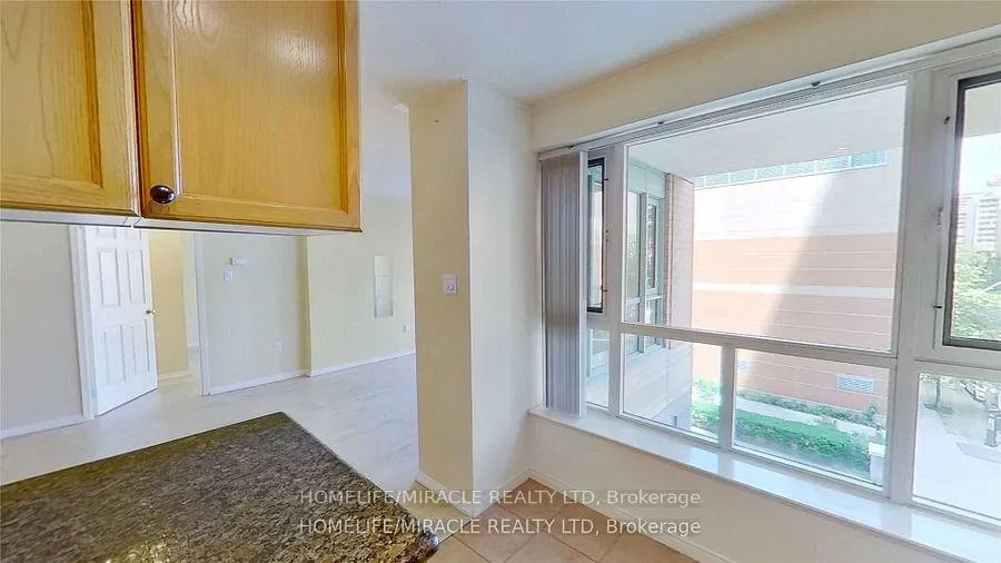 Photo 22 of Unit 304, 887 Bay Street, Toronto, Bay Street Corridor — HOMEH