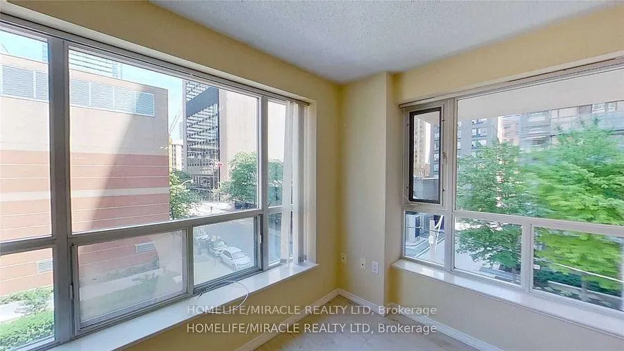 Photo 23 of Unit 304, 887 Bay Street, Toronto, Bay Street Corridor — HOMEH