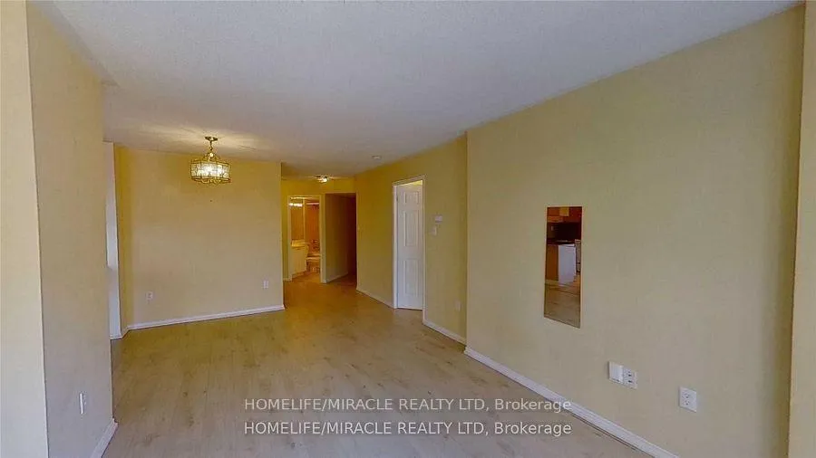 Photo 24 of Unit 304, 887 Bay Street, Toronto, Bay Street Corridor — HOMEH