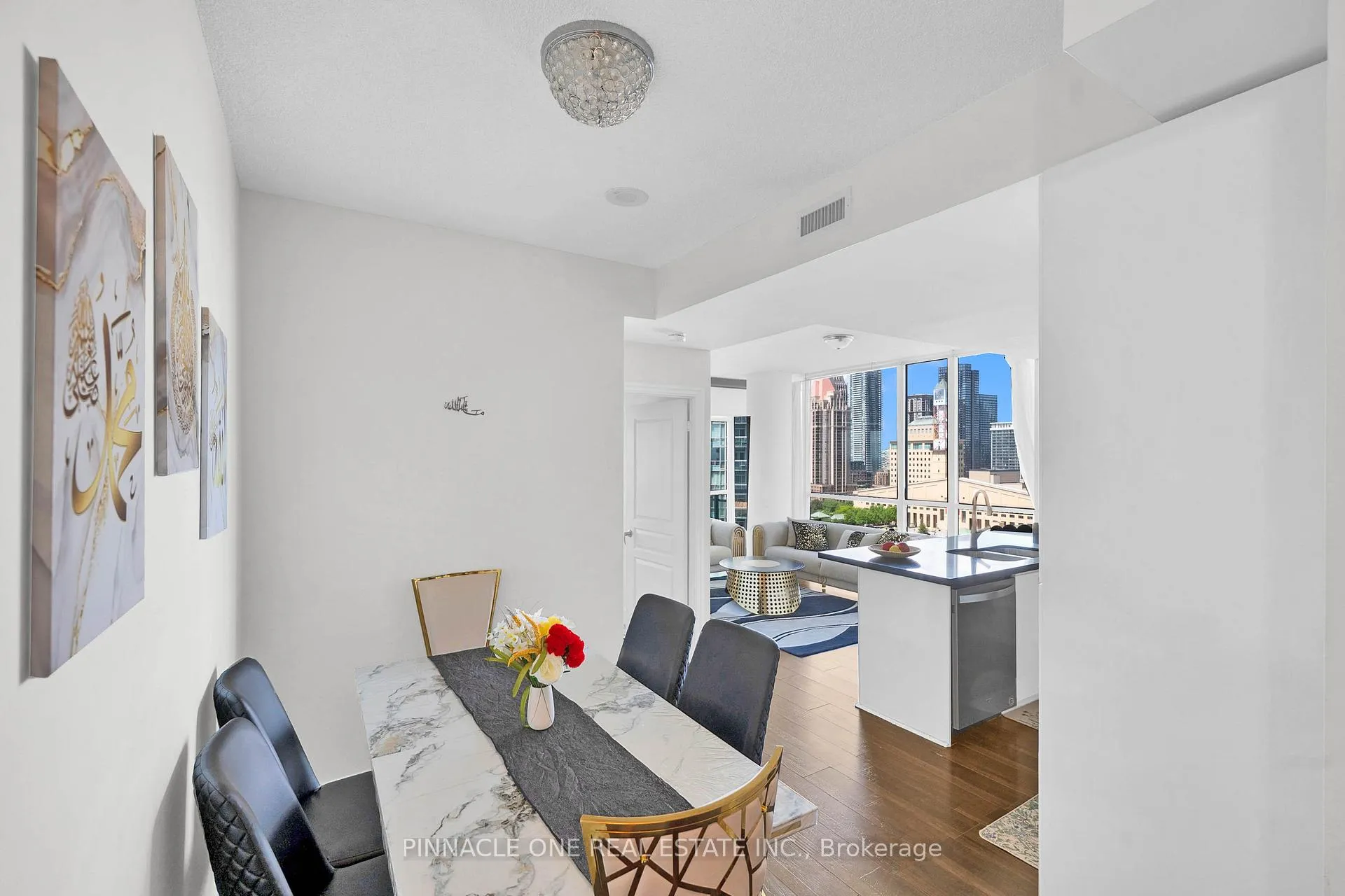 Photo 11 of Unit 1712, 223 Webb Drive, Mississauga, City Centre — HOMEH