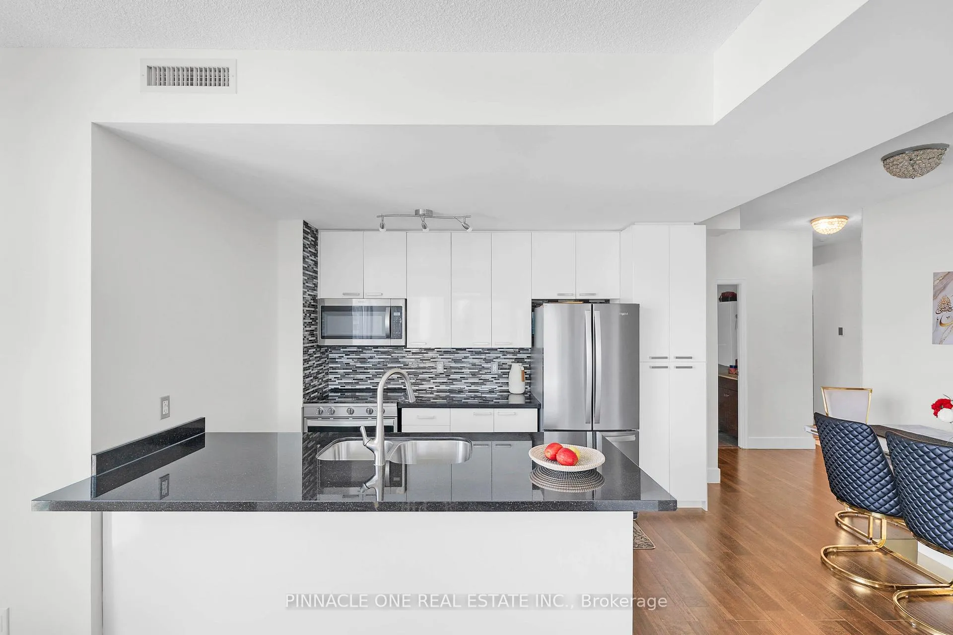 Photo 19 of Unit 1712, 223 Webb Drive, Mississauga, City Centre — HOMEH