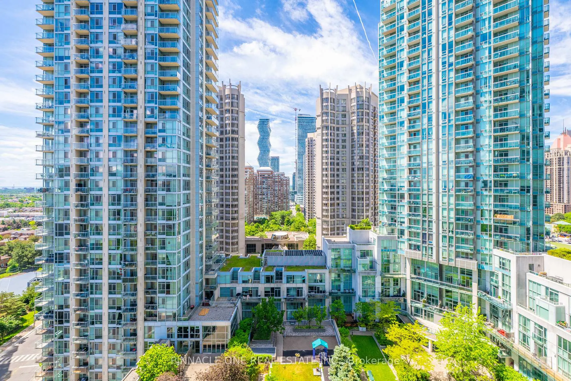 Photo 29 of Unit 1712, 223 Webb Drive, Mississauga, City Centre — HOMEH