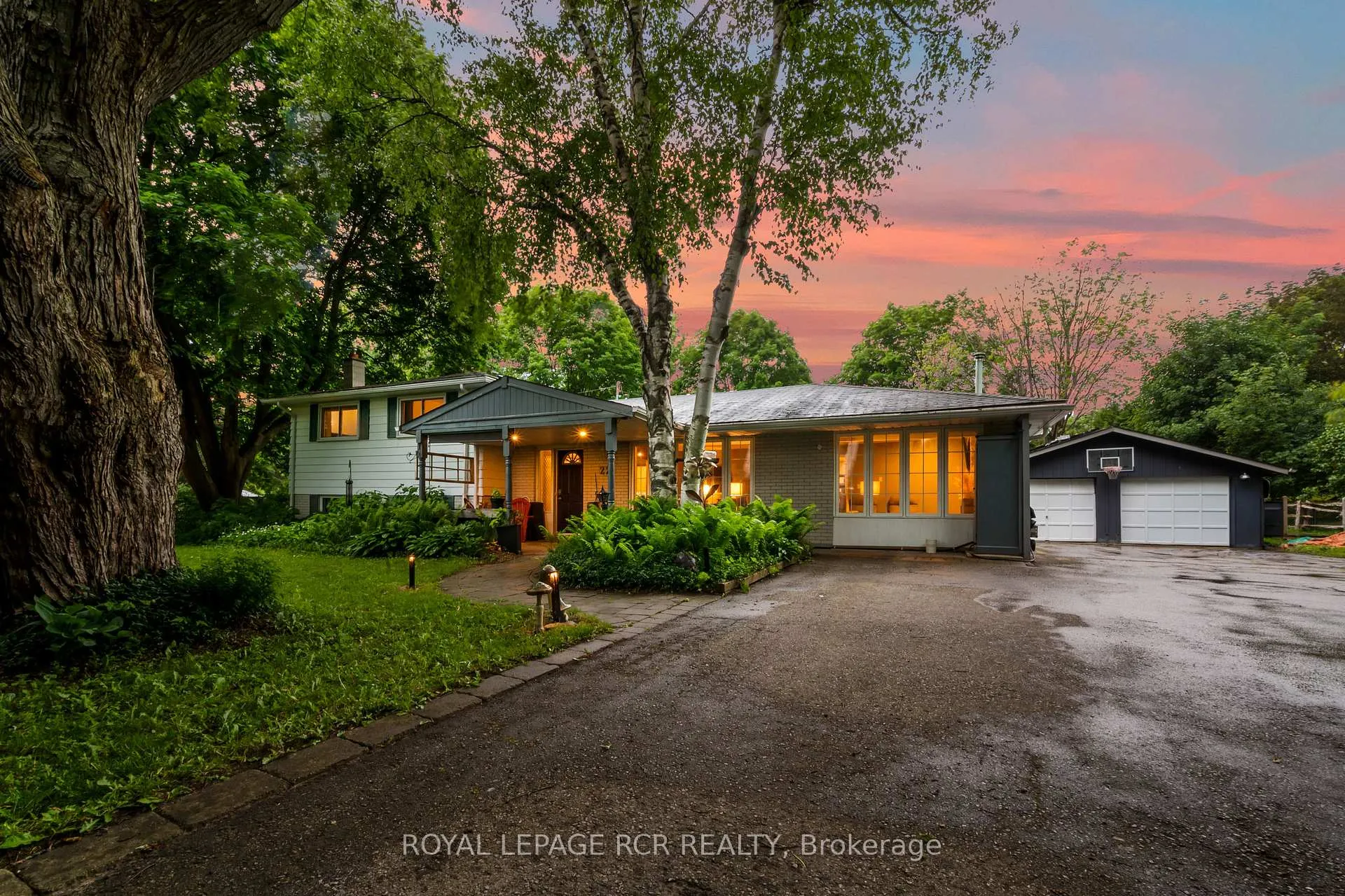Photo 3 of 22 Randy Avenue, Mono, Rural Mono — HOMEH