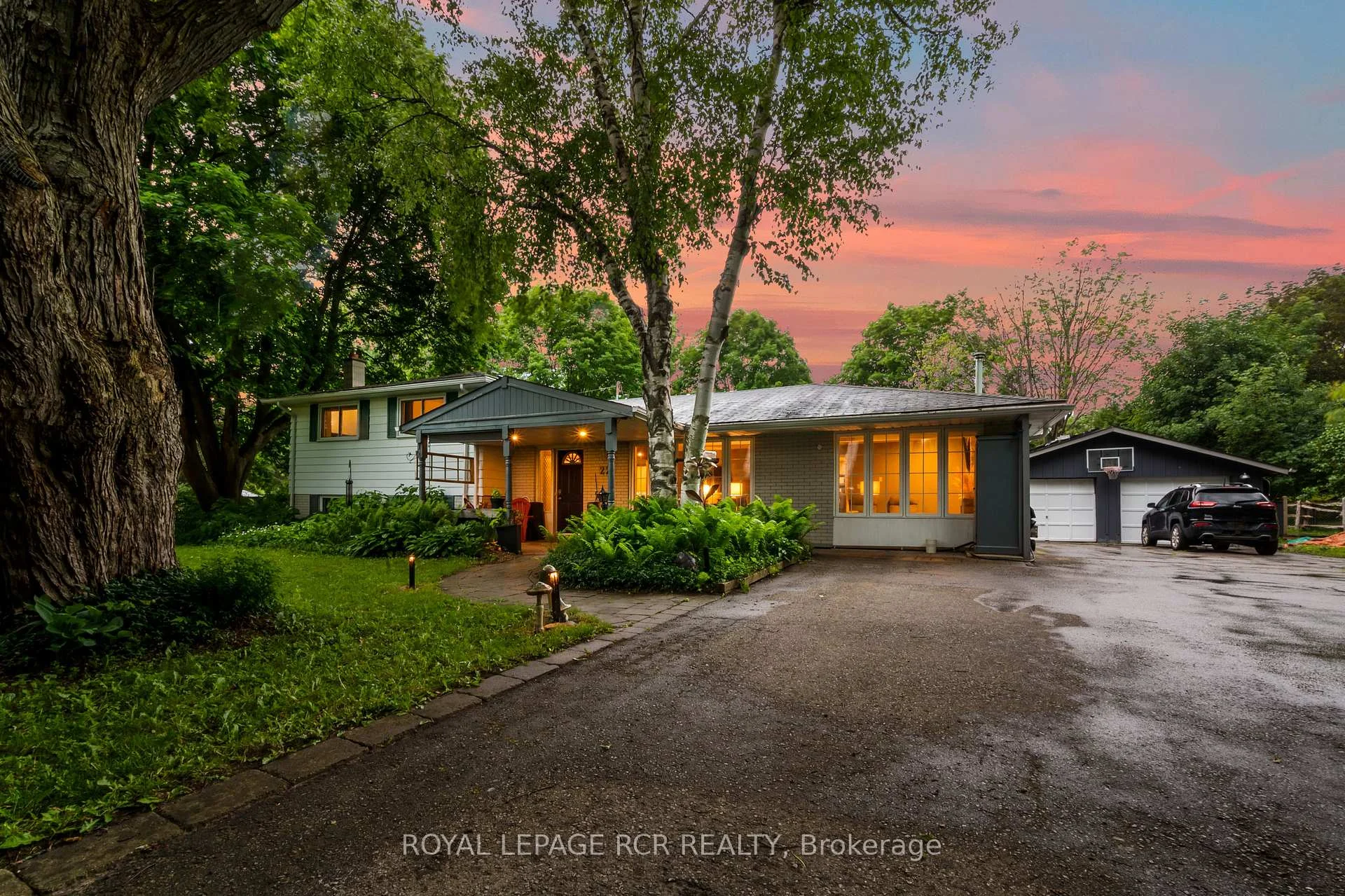 Photo 2 of 22 Randy Avenue, Mono, Rural Mono — HOMEH