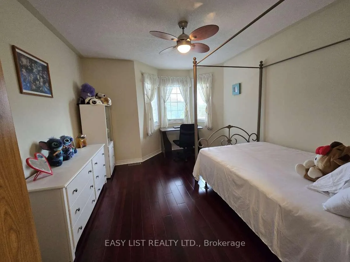 Photo 29 of 171 Stonebriar Drive, Vaughan, Maple — HOMEH