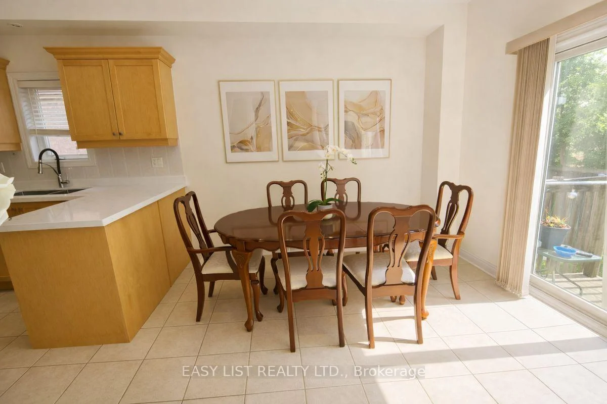 Photo 84 of 171 Stonebriar Drive, Vaughan, Maple — HOMEH