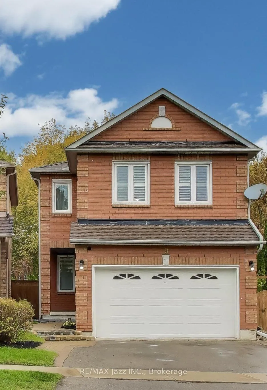 Photo 1 of Unit Lower, 9 Maconnachie Place, Clarington, Bowmanville — HOMEH