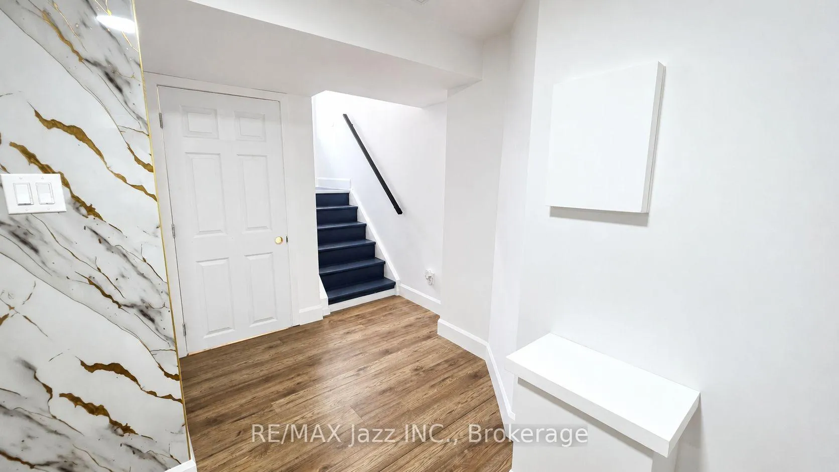 Photo 5 of Unit Lower, 9 Maconnachie Place, Clarington, Bowmanville — HOMEH