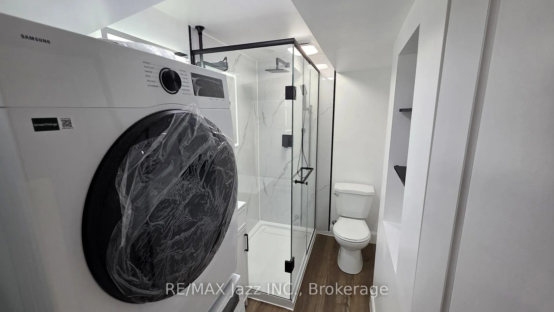 Photo 16 of Unit Lower, 9 Maconnachie Place, Clarington, Bowmanville — HOMEH