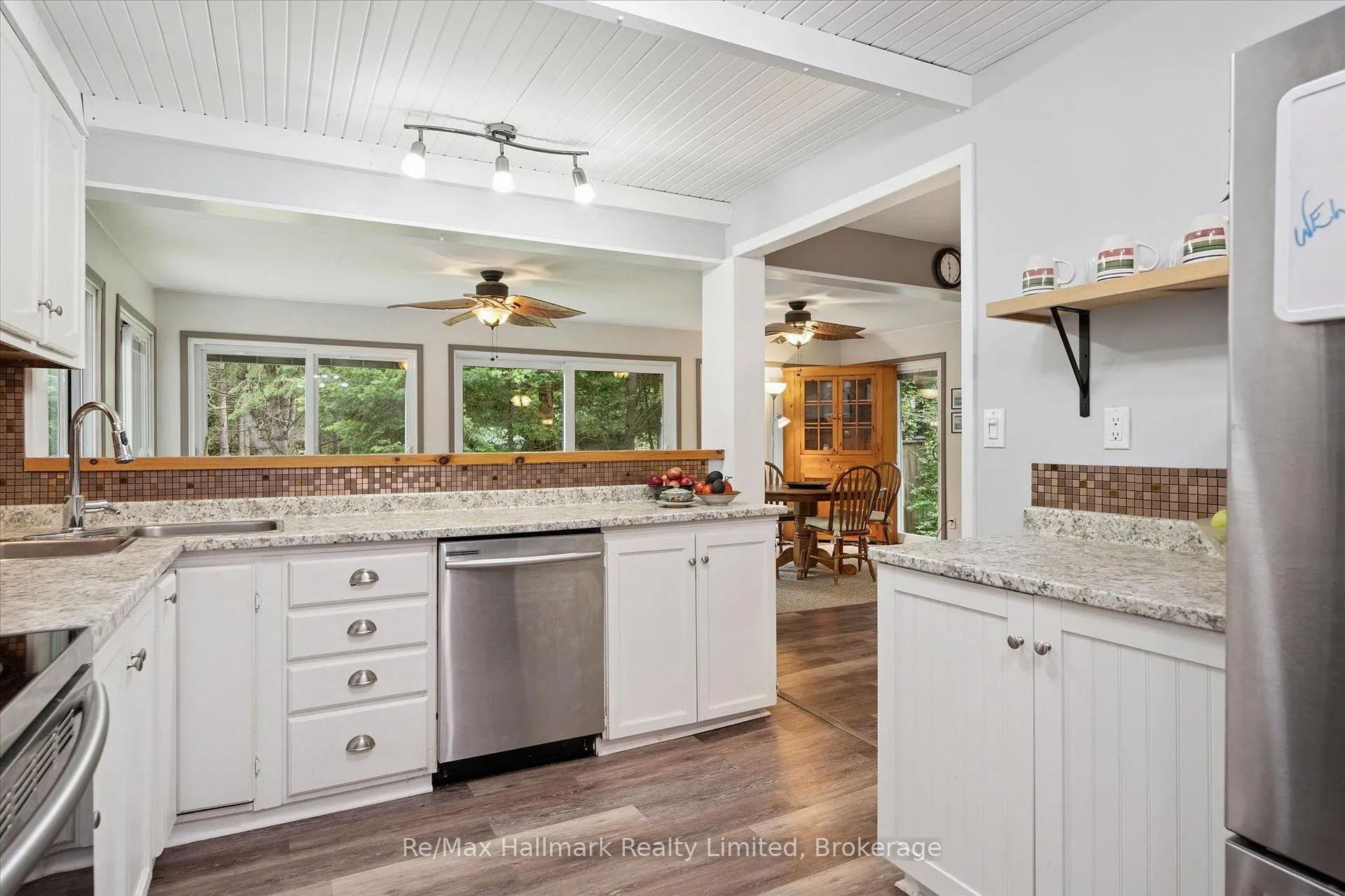 Photo 12 of 1109 Springdale Park Road, Bracebridge, Macaulay — HOMEH