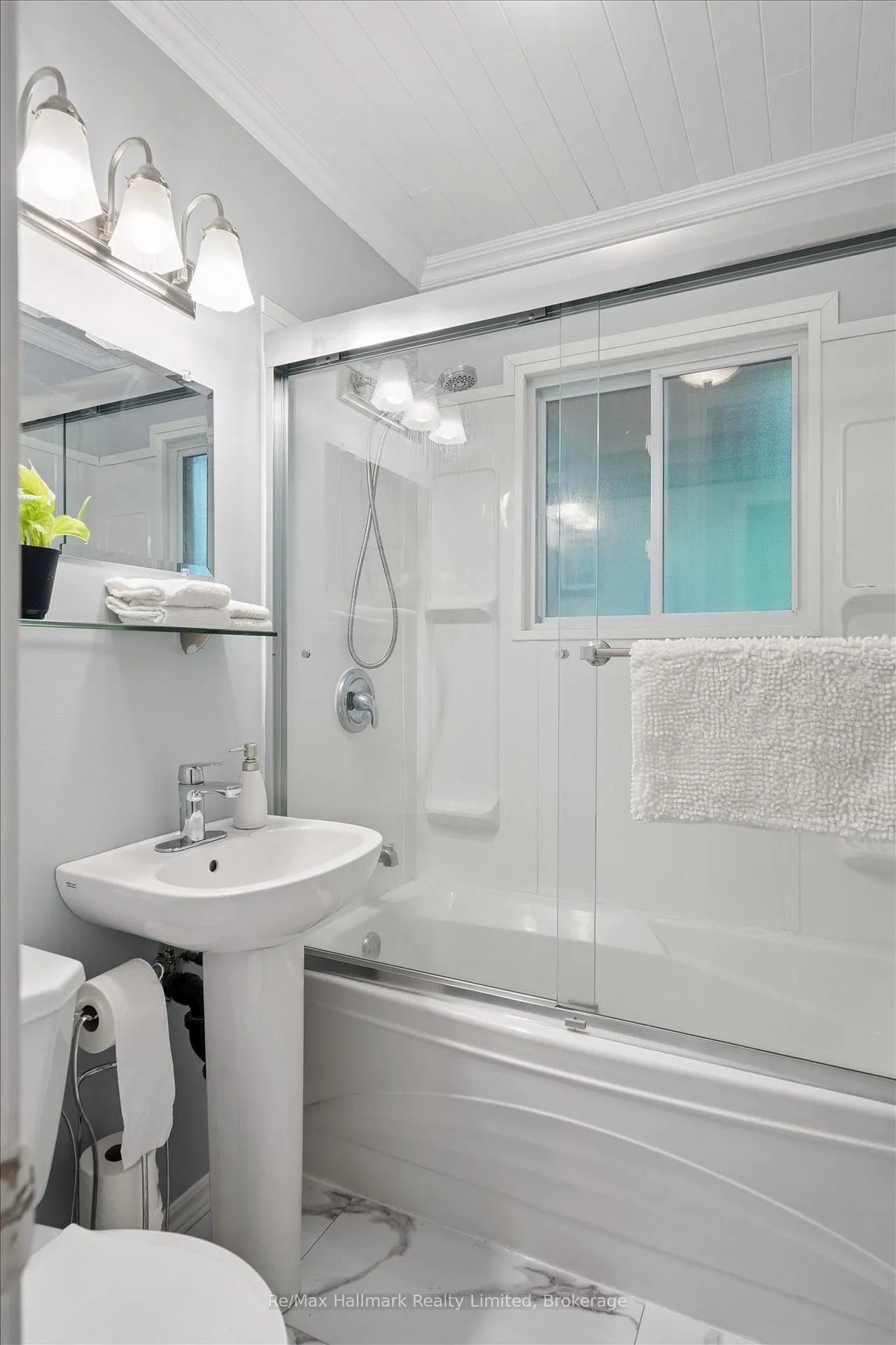 Photo 31 of 1109 Springdale Park Road, Bracebridge, Macaulay — HOMEH
