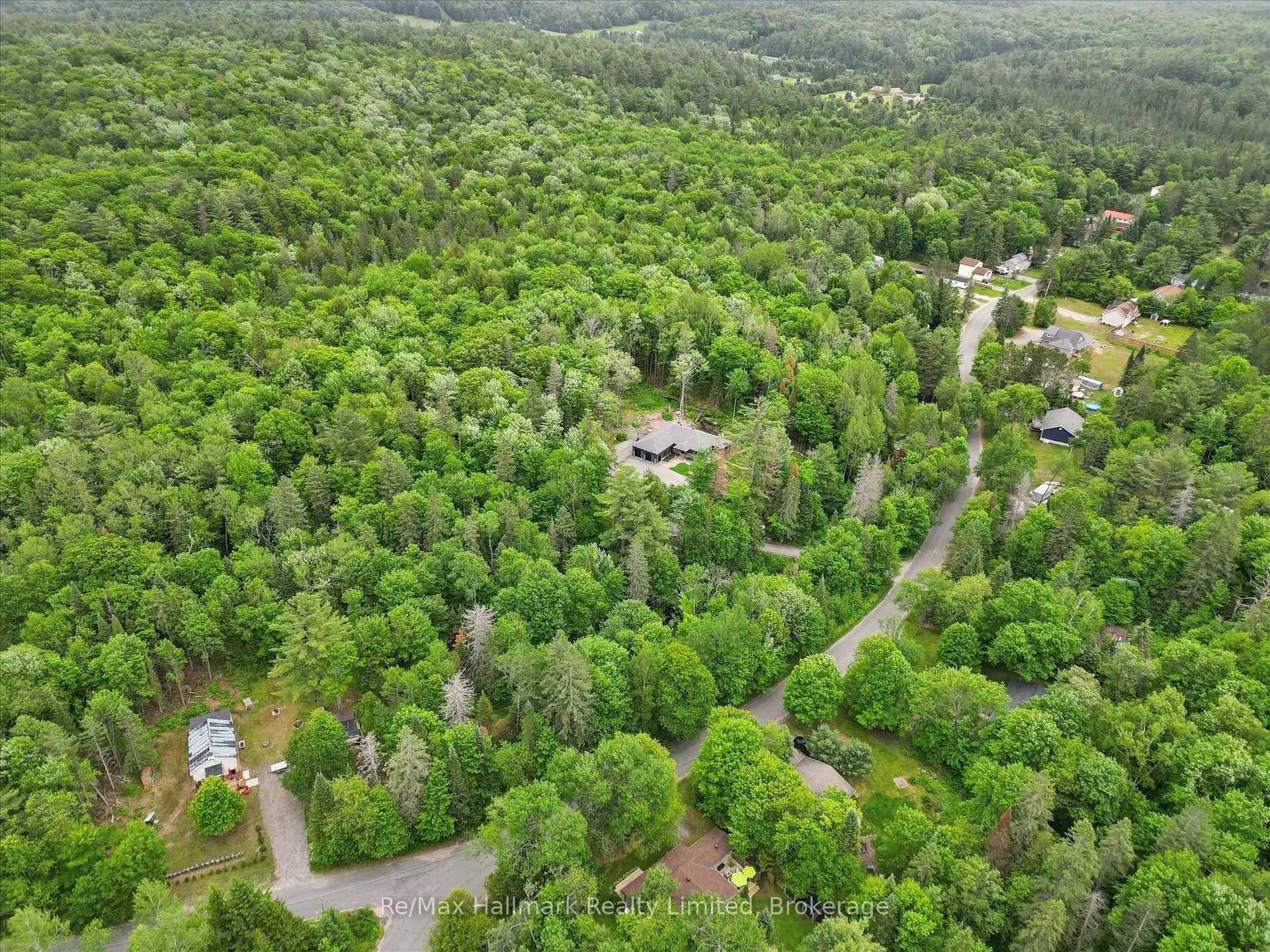 Photo 38 of 1109 Springdale Park Road, Bracebridge, Macaulay — HOMEH
