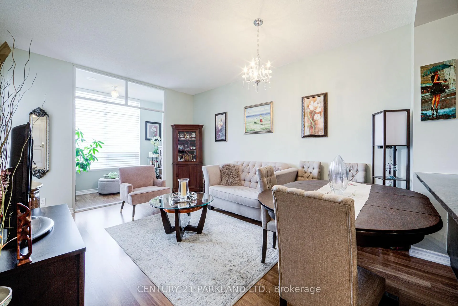 Photo 9 of Unit 501, 9235 Jane Street, Vaughan, Maple — HOMEH
