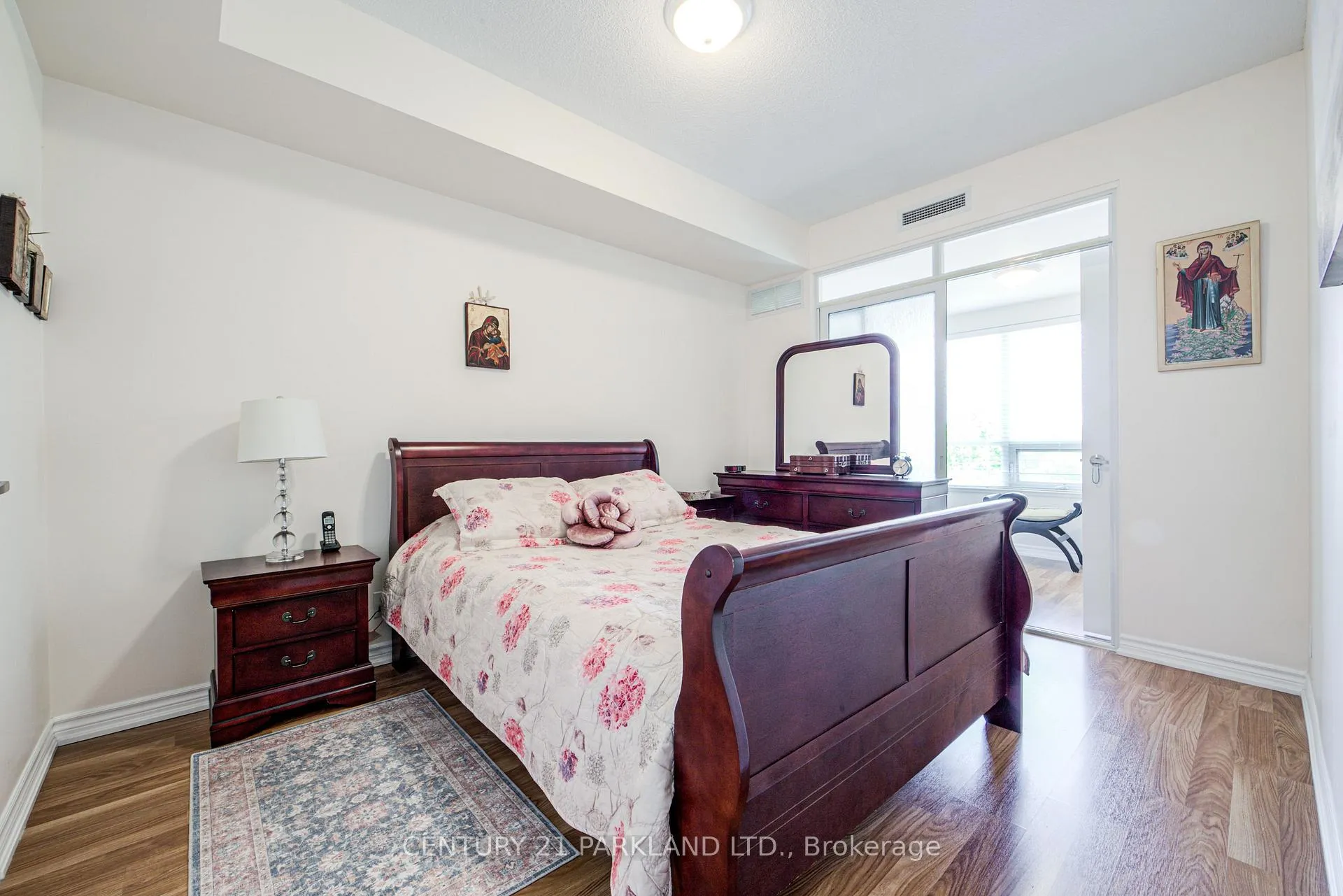 Photo 16 of Unit 501, 9235 Jane Street, Vaughan, Maple — HOMEH