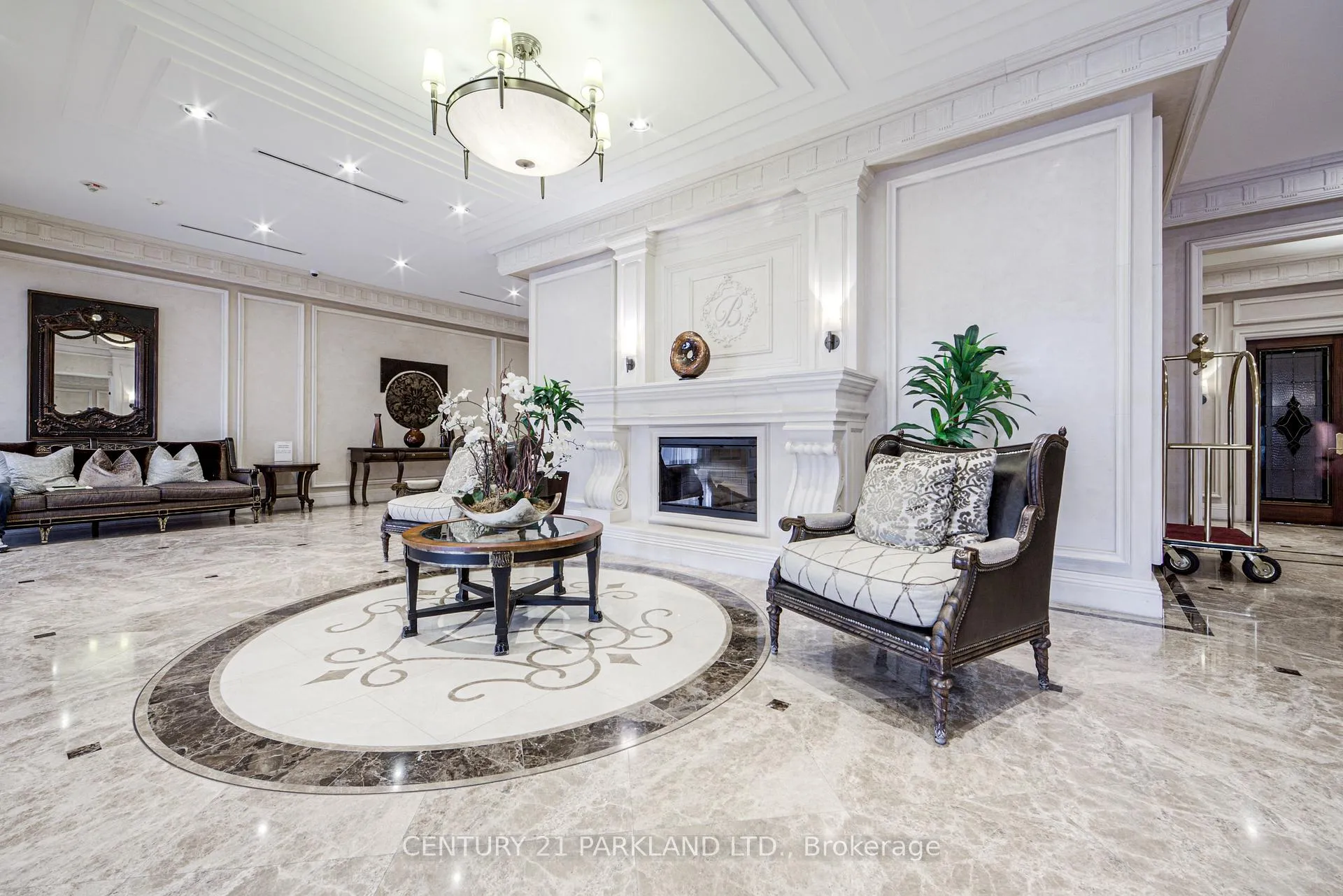 Photo 19 of Unit 501, 9235 Jane Street, Vaughan, Maple — HOMEH