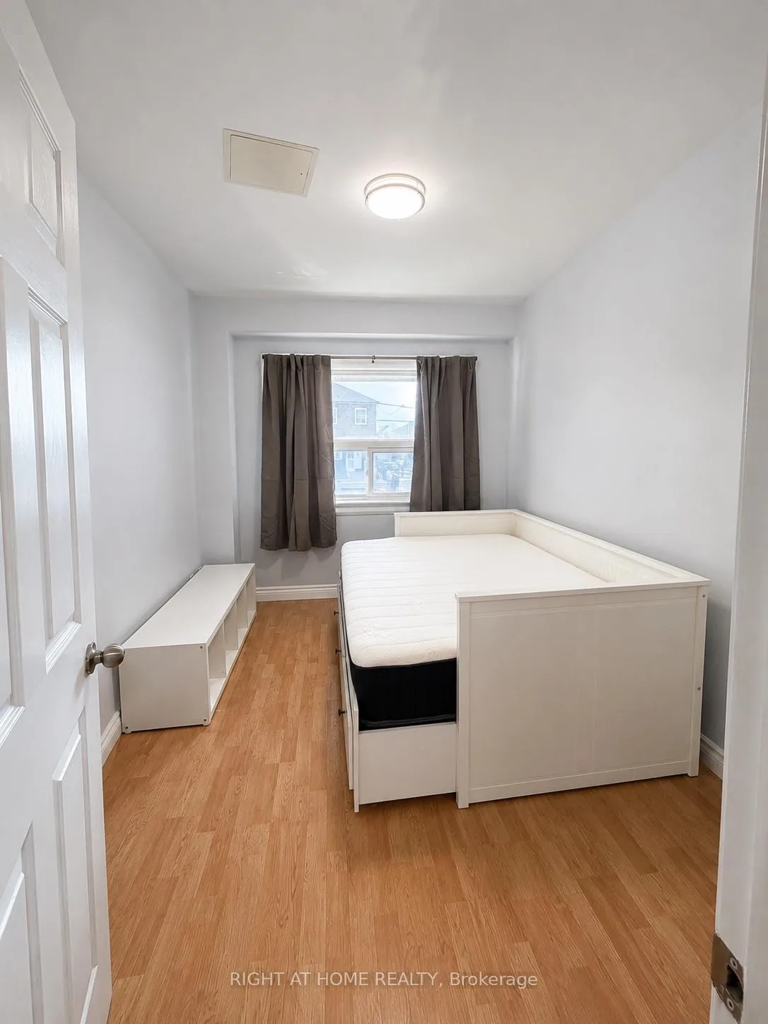 Photo 7 of 659 Old Weston Road, Toronto, Weston-Pellam Park — HOMEH