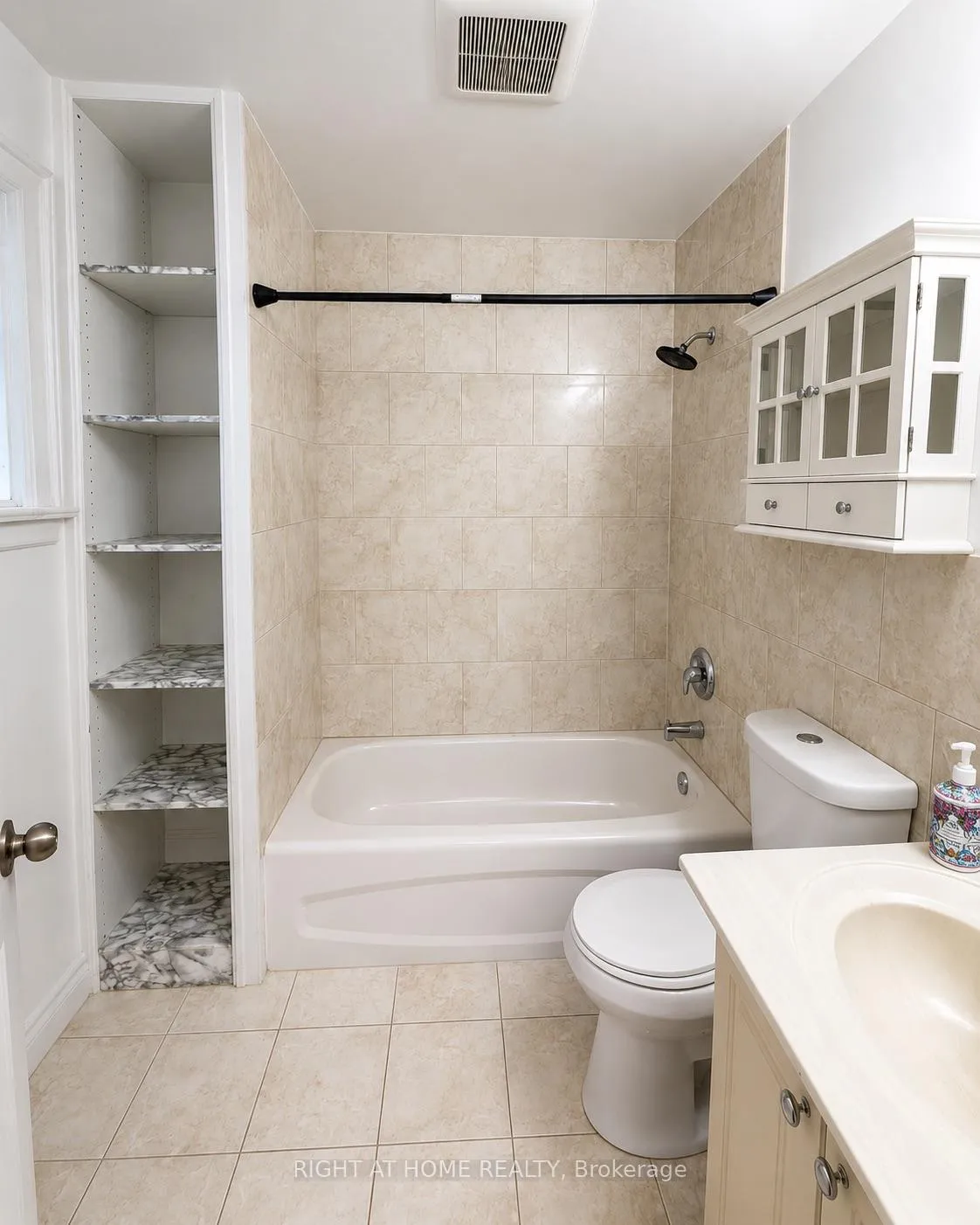 Photo 9 of 659 Old Weston Road, Toronto, Weston-Pellam Park — HOMEH