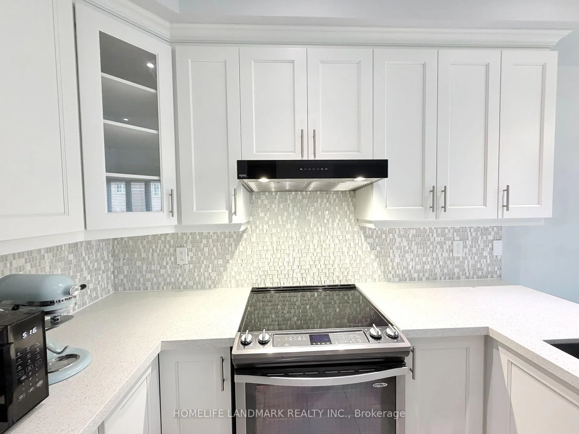 Photo 3 of 15 Wermoth Court, Markham, Wismer — HOMEH