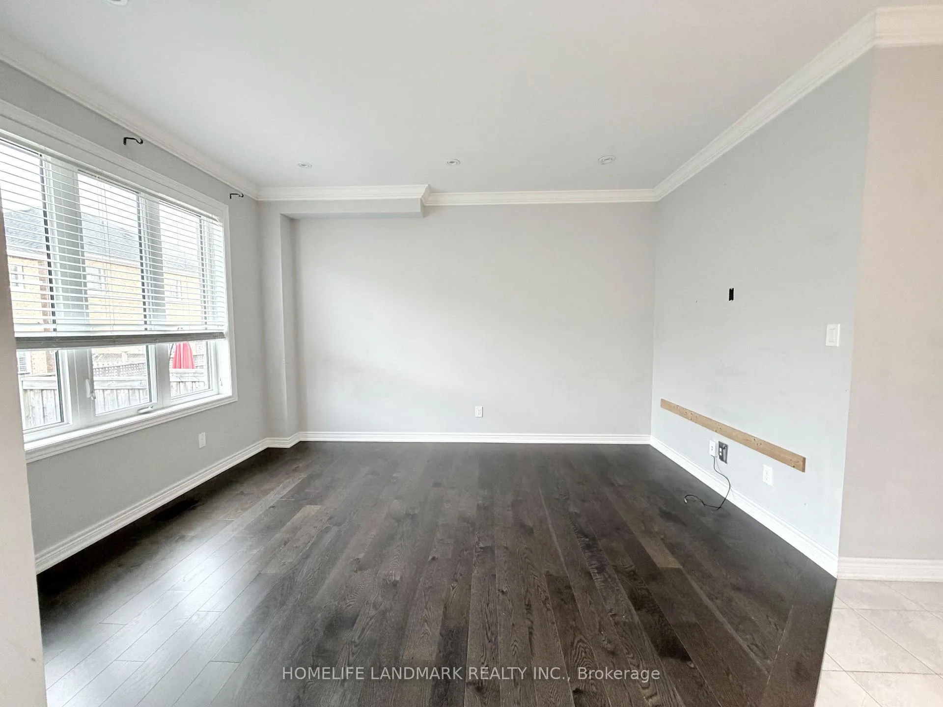 Photo 6 of 15 Wermoth Court, Markham, Wismer — HOMEH