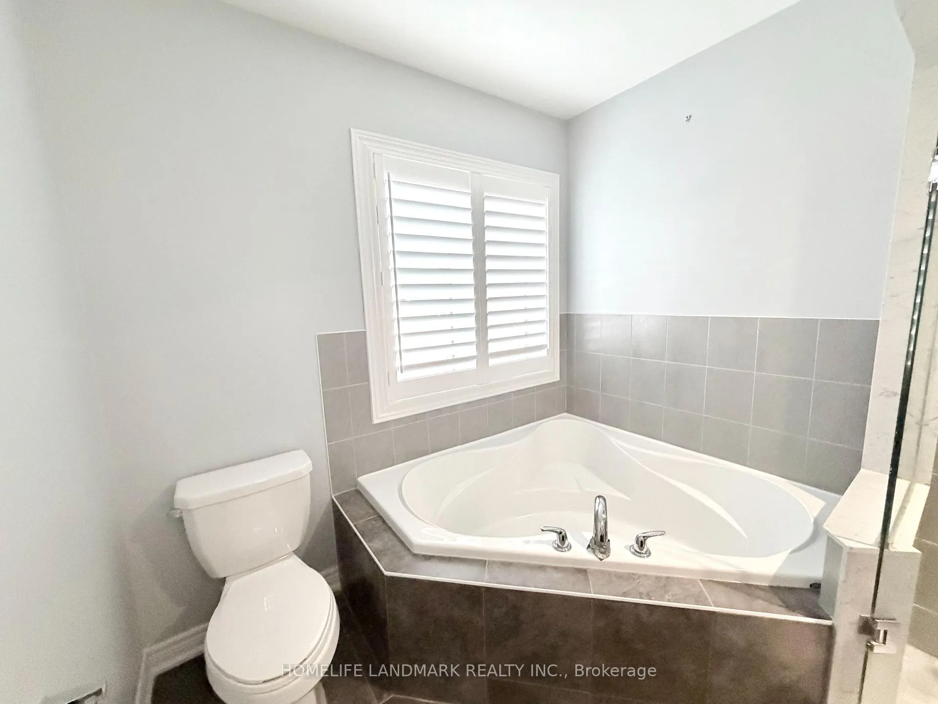 Photo 12 of 15 Wermoth Court, Markham, Wismer — HOMEH
