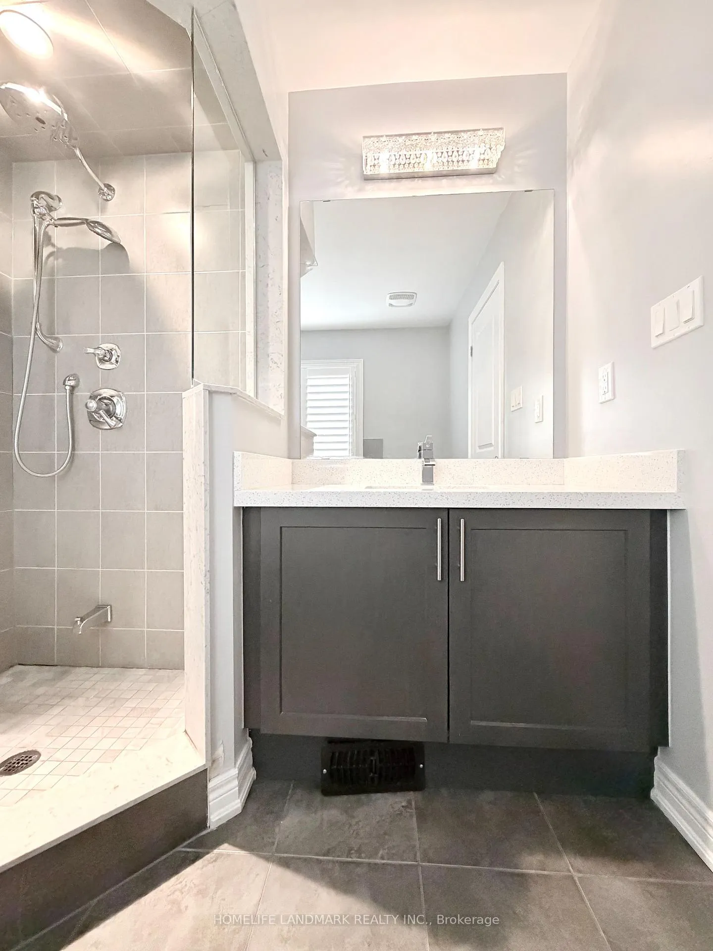 Photo 14 of 15 Wermoth Court, Markham, Wismer — HOMEH