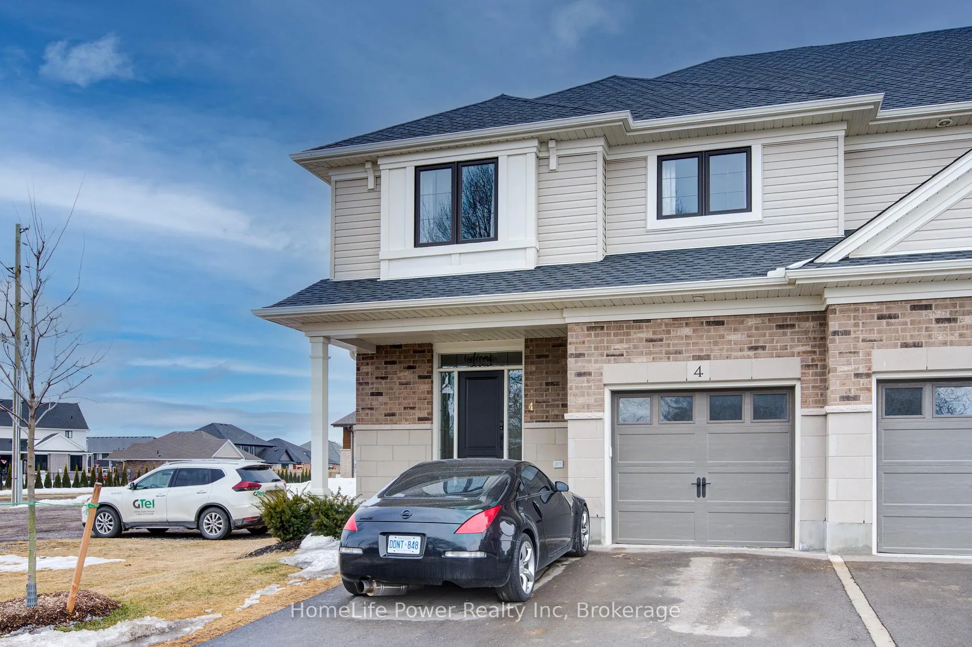 Photo 2 of 4 Braun Avenue, Tillsonburg — HOMEH