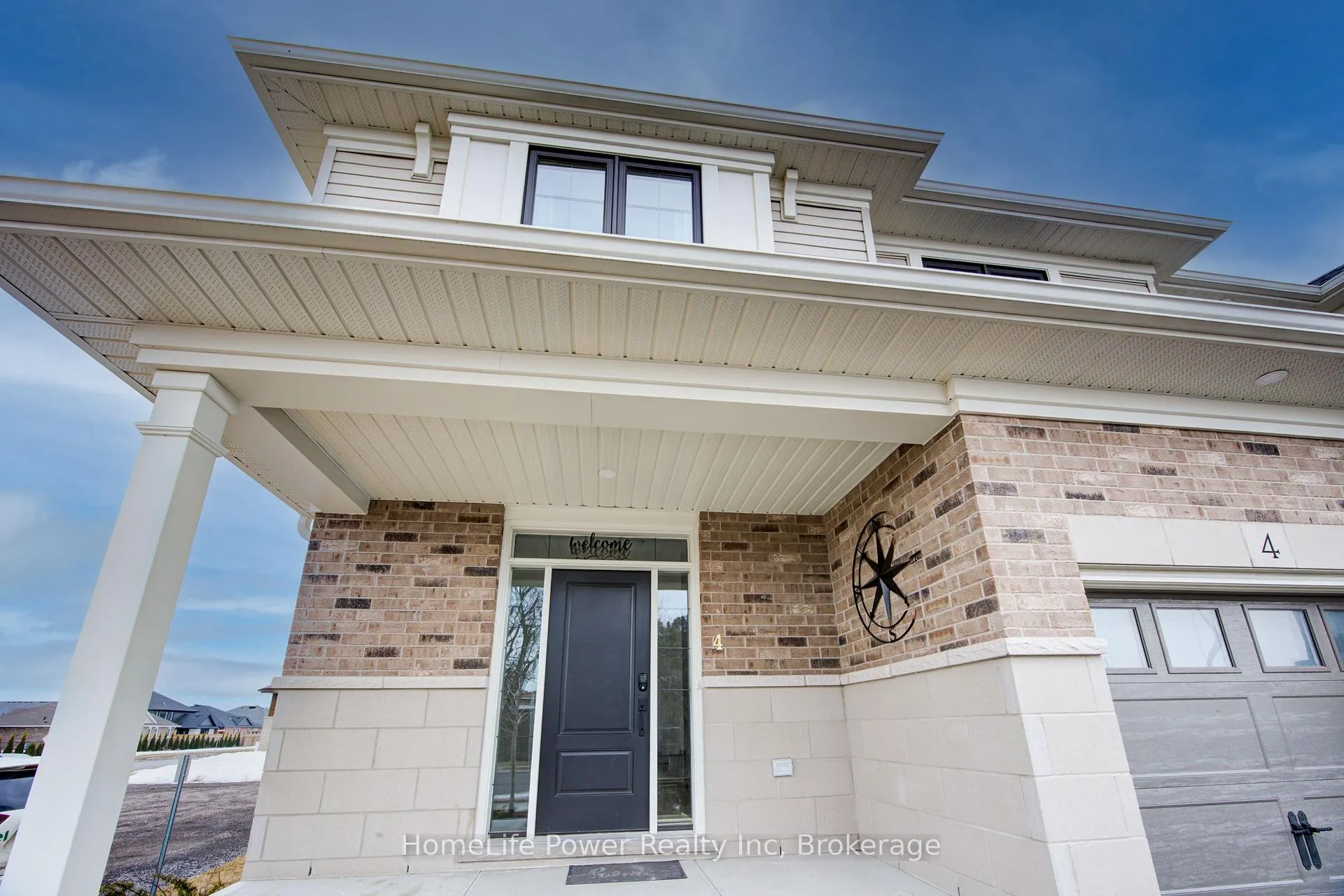Photo 3 of 4 Braun Avenue, Tillsonburg — HOMEH