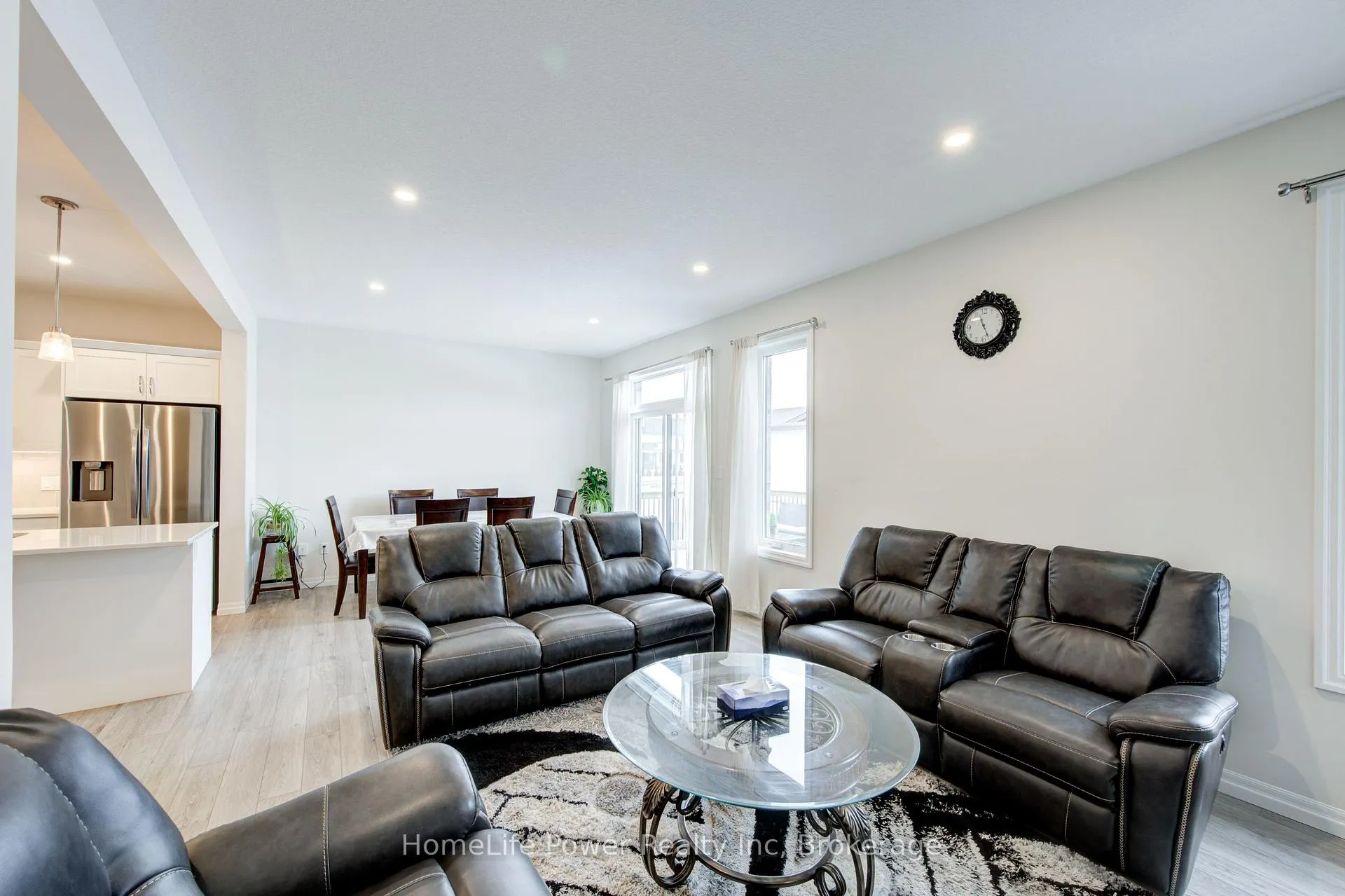 Photo 21 of 4 Braun Avenue, Tillsonburg — HOMEH