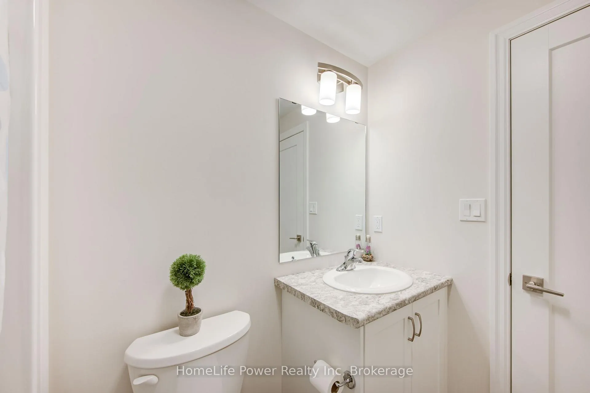 Photo 41 of 4 Braun Avenue, Tillsonburg — HOMEH